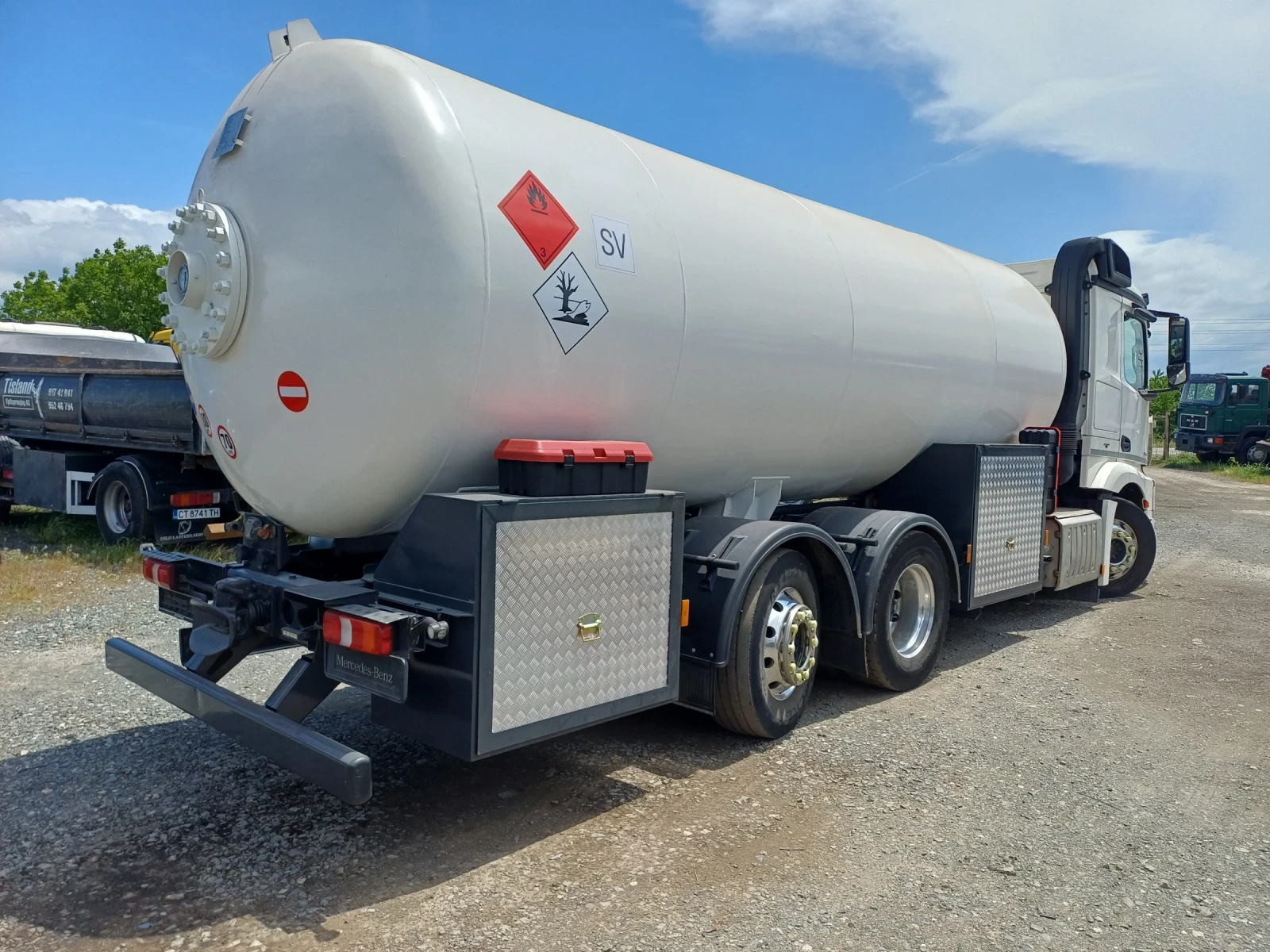 Mercedes-Benz Actros, снимка 6 - Камиони - 54898372