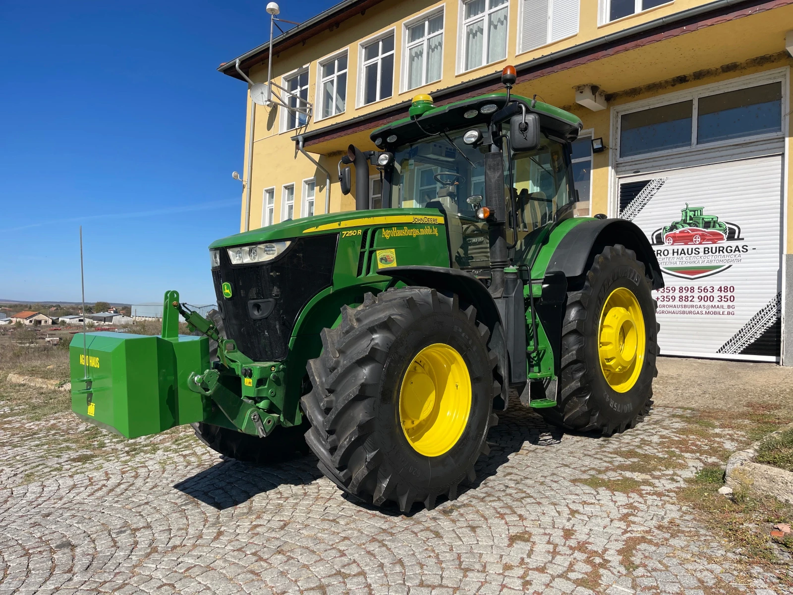 Трактор John Deere 7250R POWER SHIFT E-23 НАВИГАЦИЯ НОВИ ГУМИ ЛИЗИНГ - изображение 3