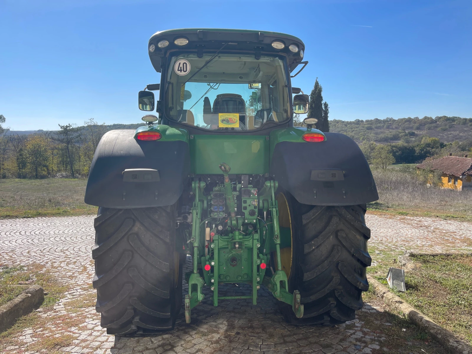 Трактор John Deere 7250R POWER SHIFT E-23 НАВИГАЦИЯ НОВИ ГУМИ ЛИЗИНГ - изображение 6