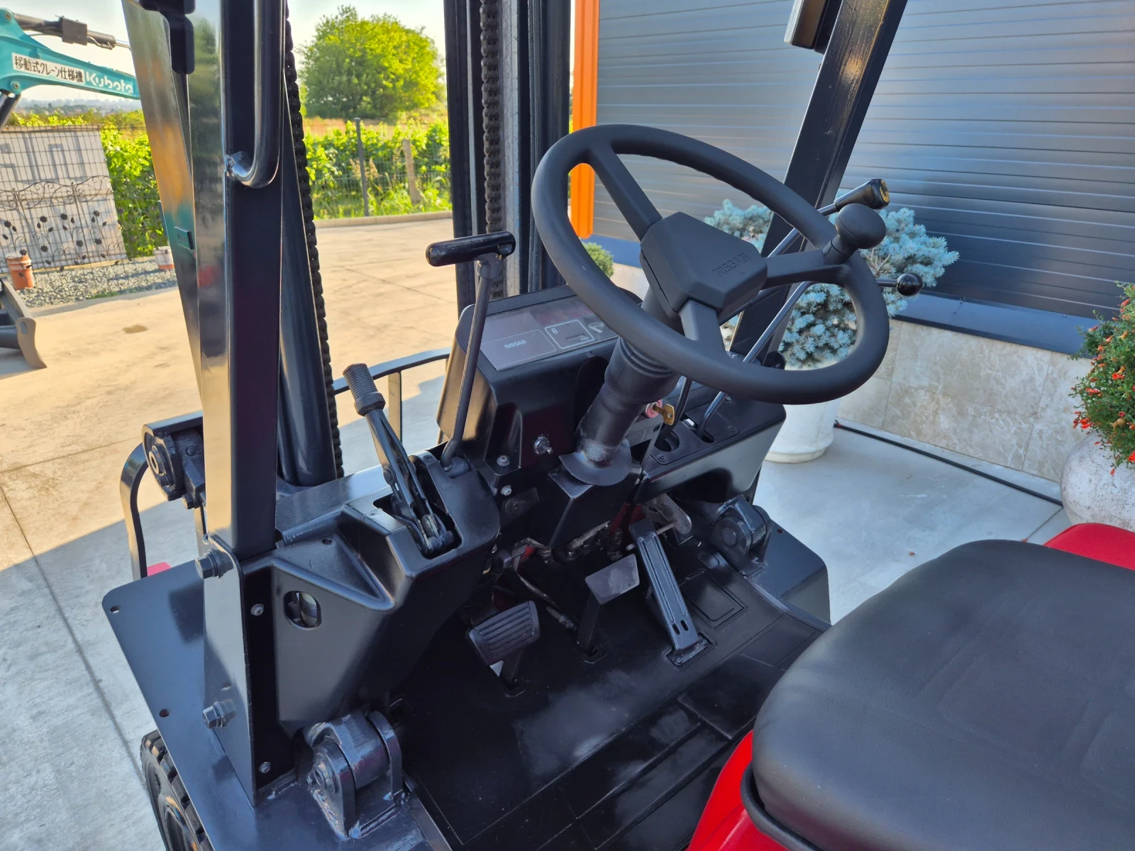  Nissan 2   /  /   | Mobile.bg   11