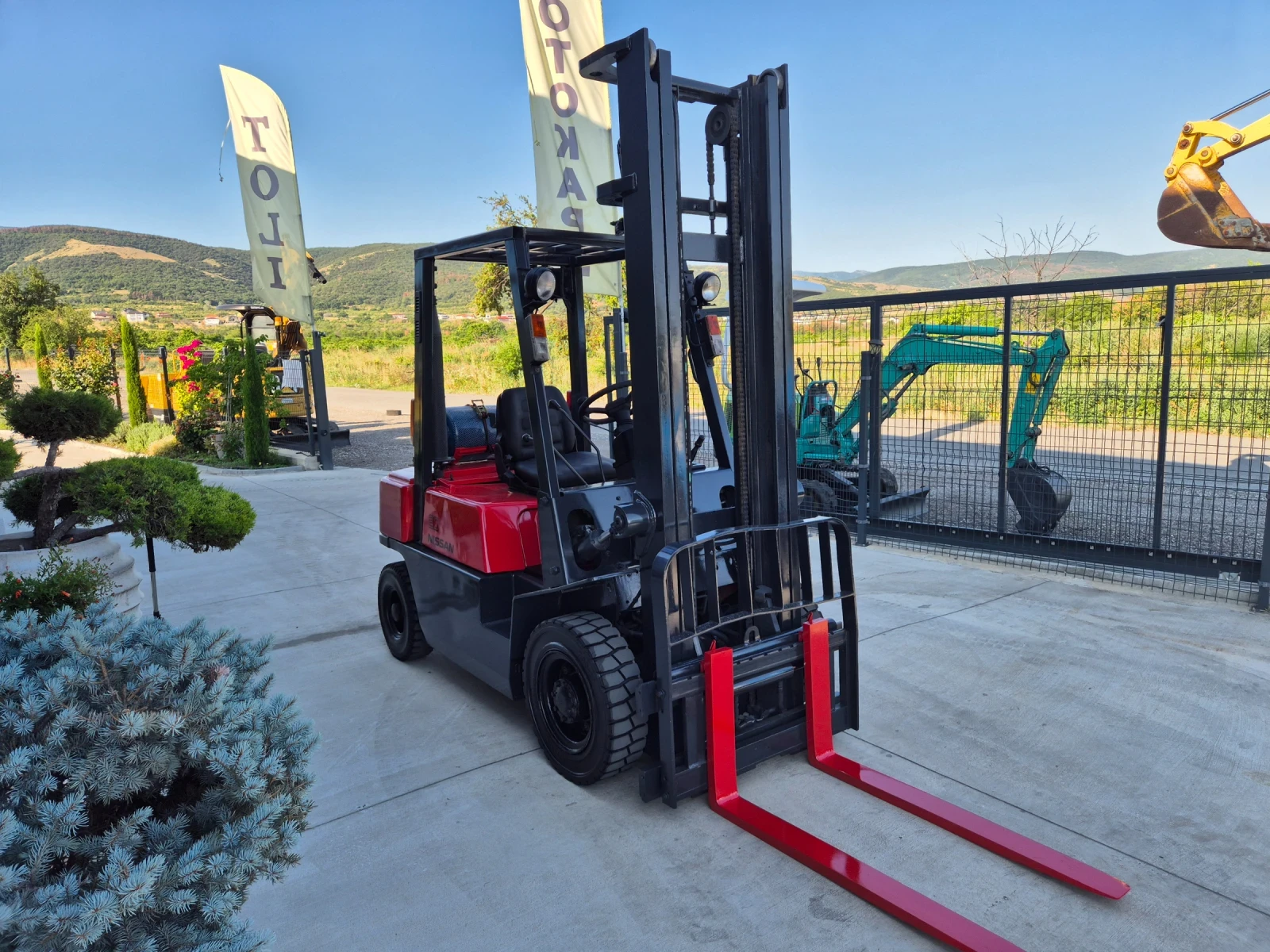  Nissan 2   /  /   | Mobile.bg   8