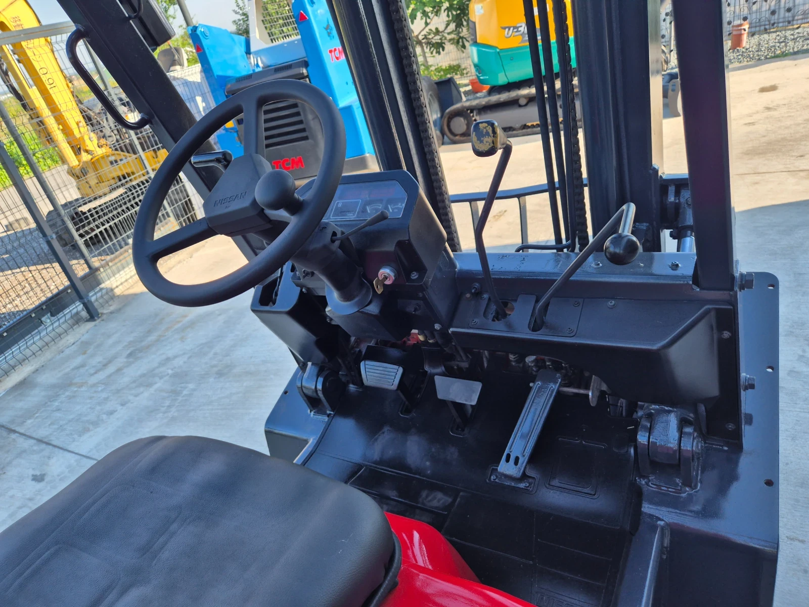  Nissan 2   /  /   | Mobile.bg   13