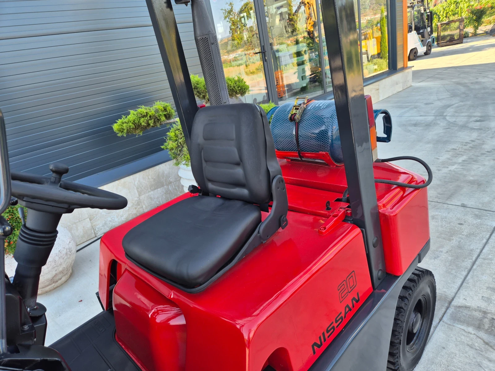  Nissan 2   /  /   | Mobile.bg   12