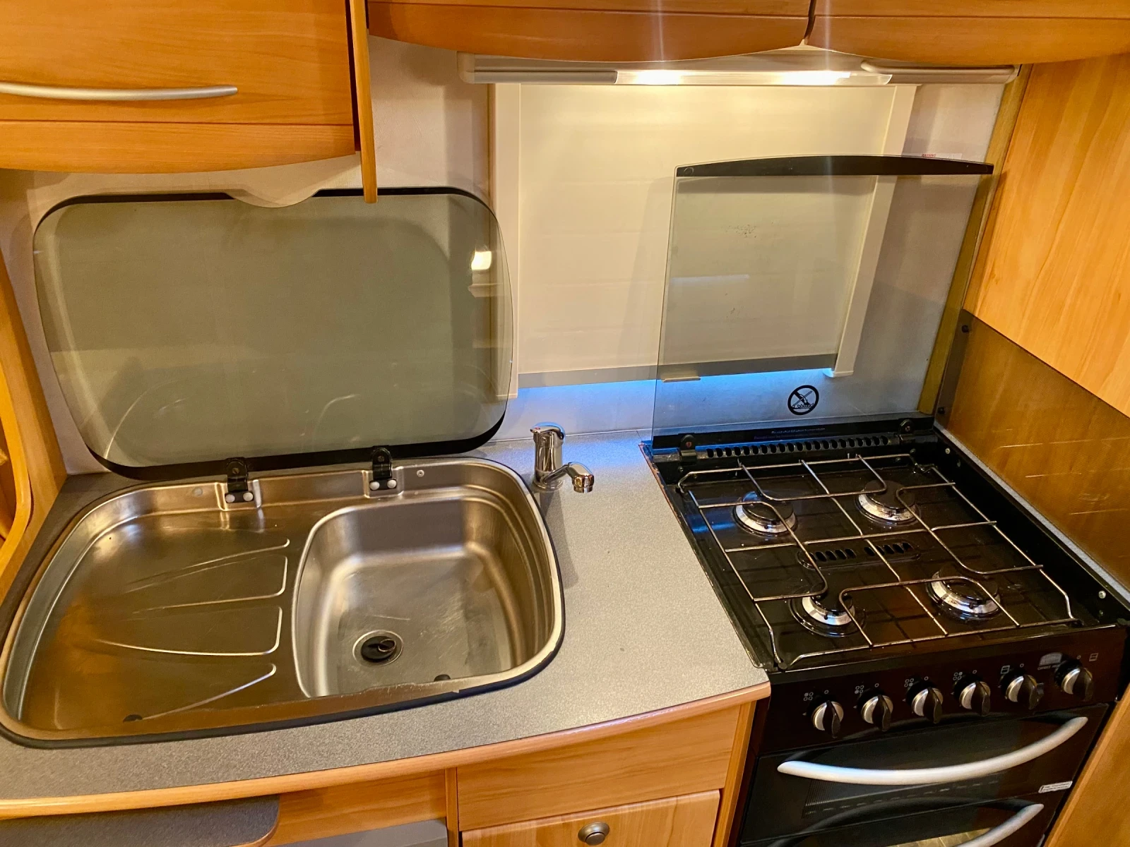 Каравана Adria Adora 532 - изображение 6