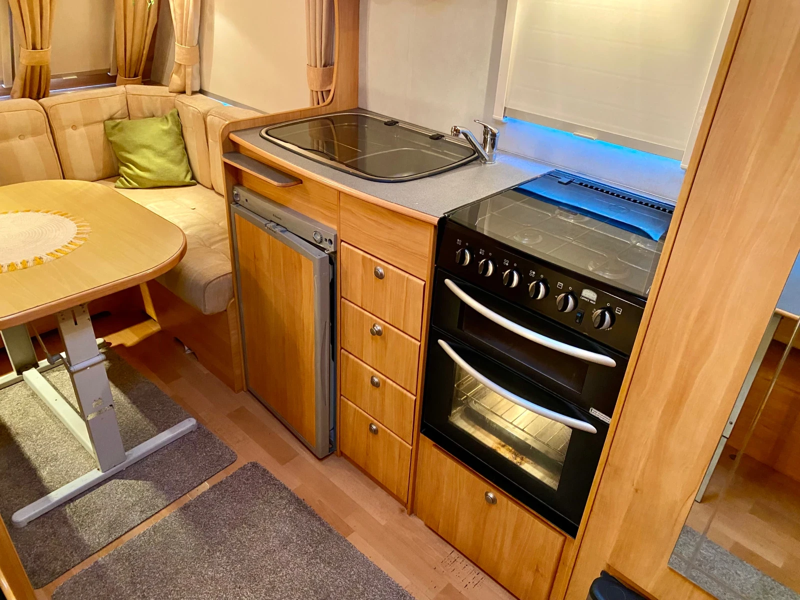 Каравана Adria Adora 532 - изображение 5