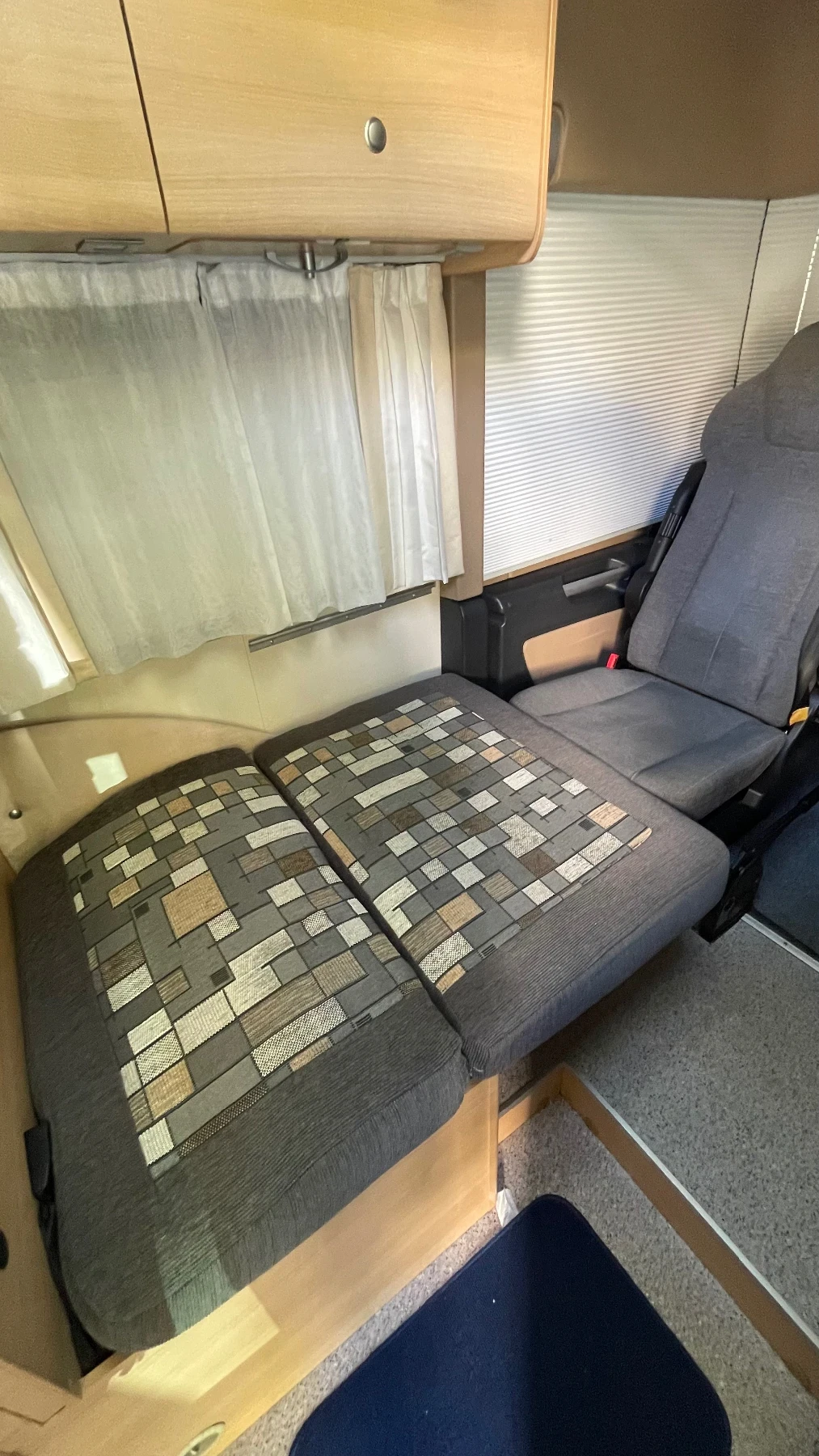 Кемпер Knaus V Liner 650, снимка 15 - Каравани и кемпери - 56122503