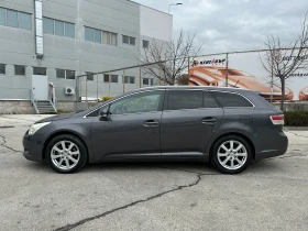 Toyota Avensis 2.2D4D Кожа/Панорама, снимка 2