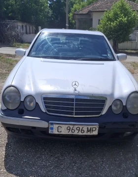 Обява за продажба на Mercedes-Benz E 220 ~3 000 лв. - изображение 1