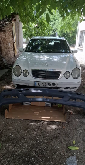 Обява за продажба на Mercedes-Benz E 220 ~3 000 лв. - изображение 1