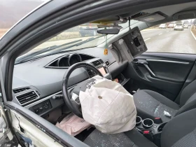 ����� �� �������� �� Toyota Corolla verso 1.8 