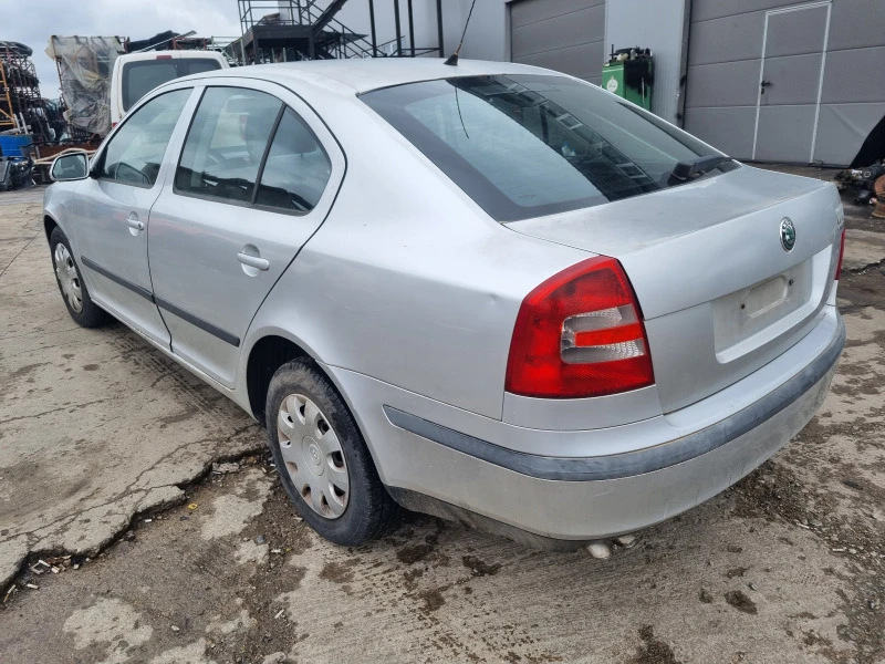 Skoda Octavia 2.0tdi-140ks-2008god-6skorosti-BKD!!, снимка 10 - Автомобили и джипове - 47062588