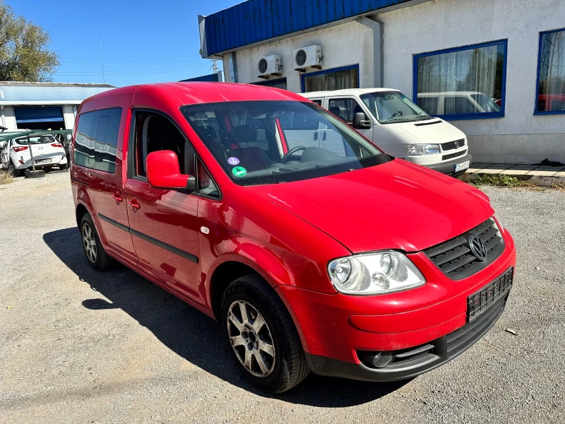 VW Caddy, снимка 6 - Автомобили и джипове - 47385610