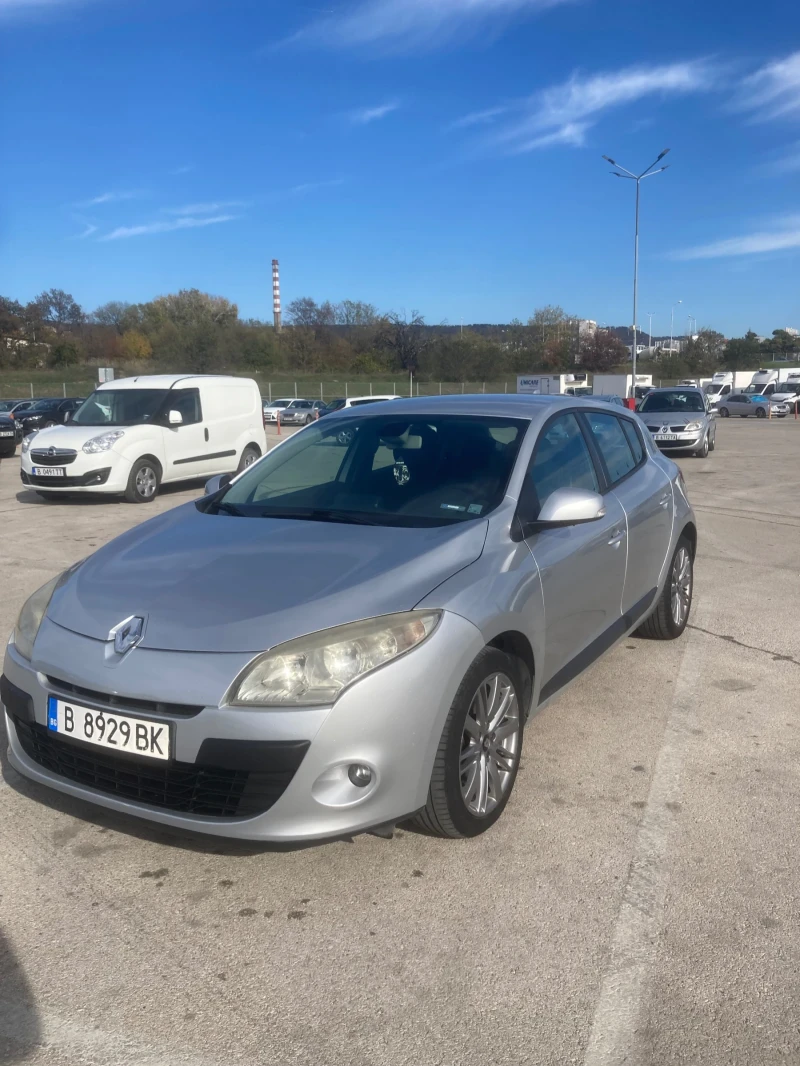 Renault Megane, снимка 1 - Автомобили и джипове - 48568655