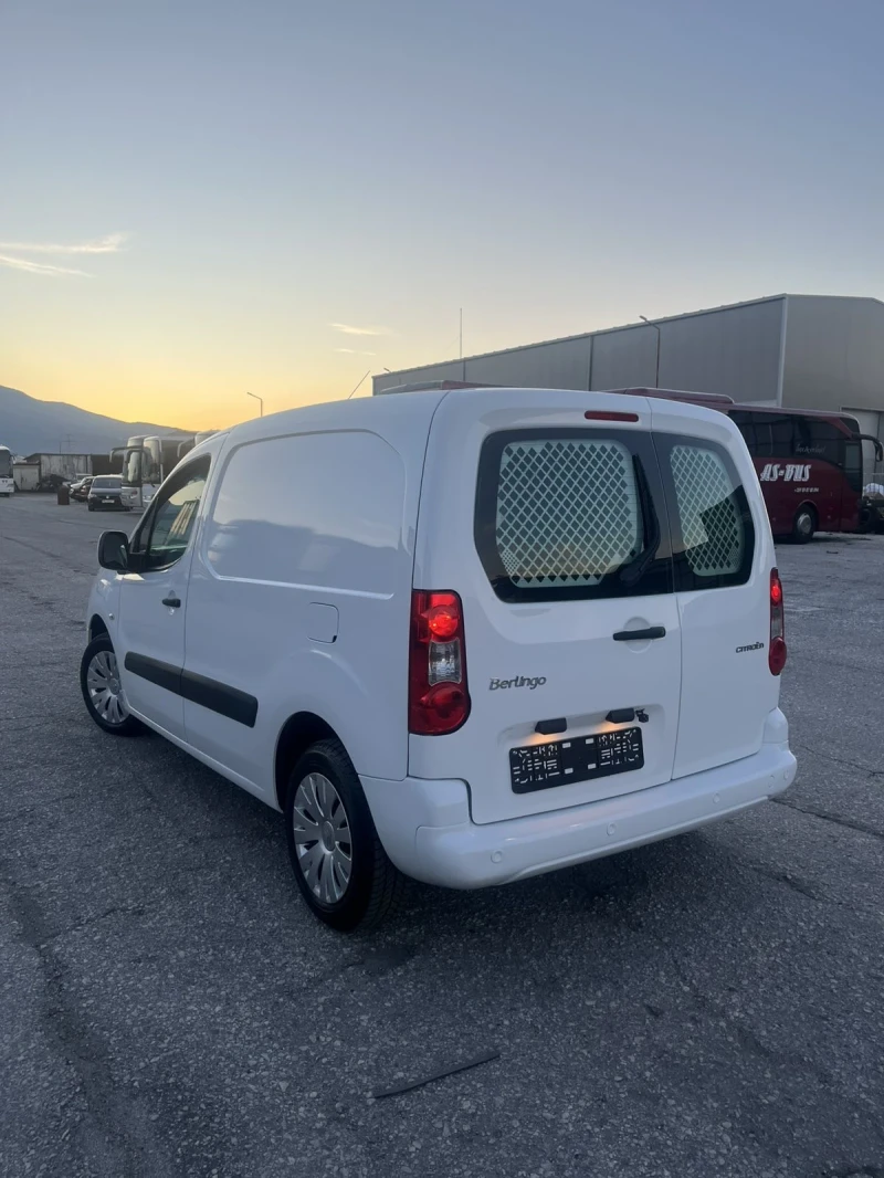 Citroen Berlingo 1.6 /Перфектно състояние/EURO5, снимка 4 - Автомобили и джипове - 49409329