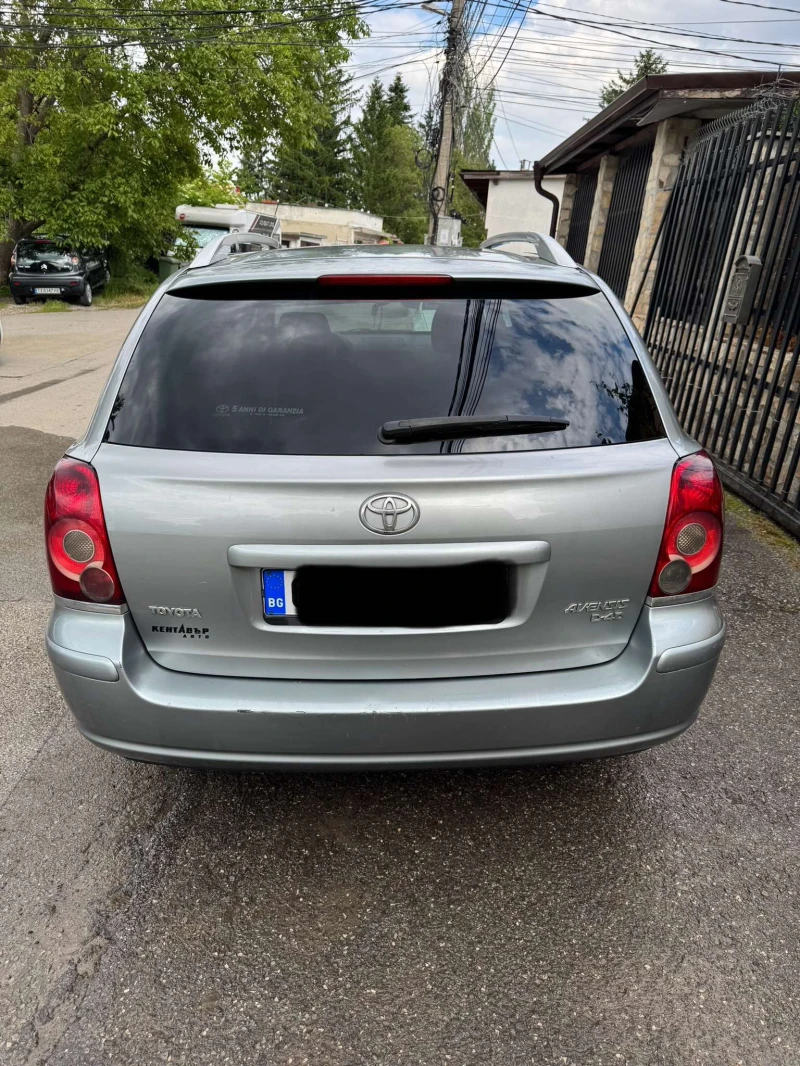 Toyota Avensis 2.0 D4D, снимка 6 - Автомобили и джипове - 52047840