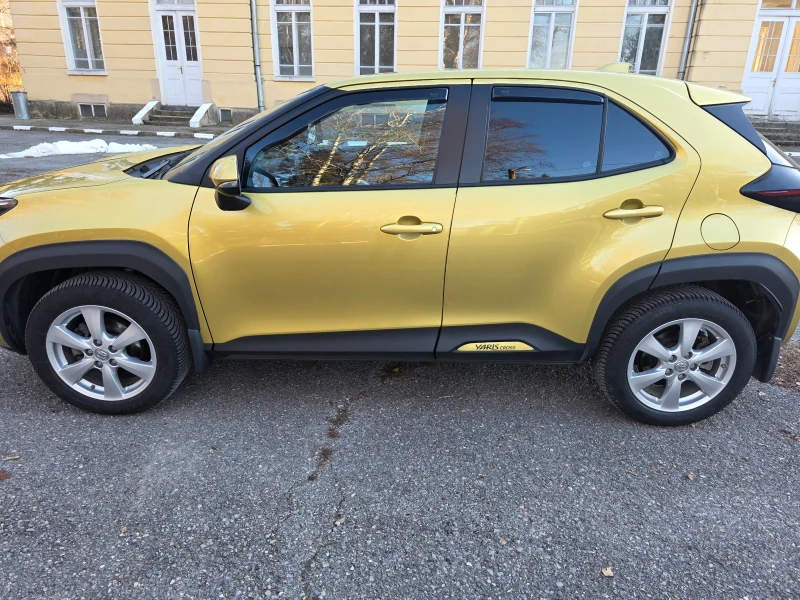 Toyota Yaris Cross CHIC, снимка 4 - Автомобили и джипове - 52461636