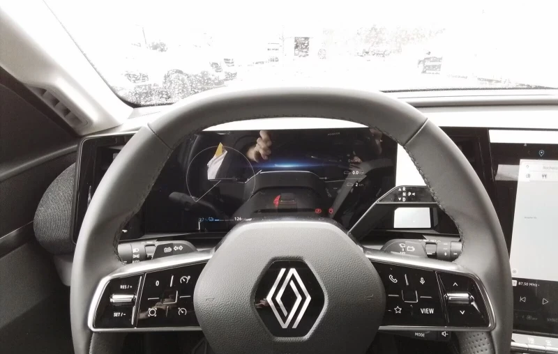 Renault Megane EV60/e-TECH/131HP/PDC/DIGITAL/NAVI/LED/L.ASS/739f, снимка 9 - Автомобили и джипове - 51692132