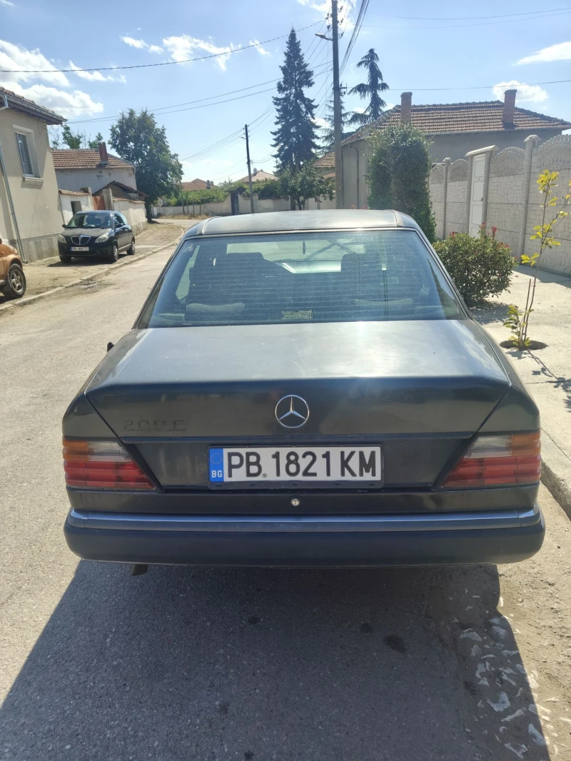 Mercedes-Benz 124 200 E, снимка 6 - Автомобили и джипове - 51891301