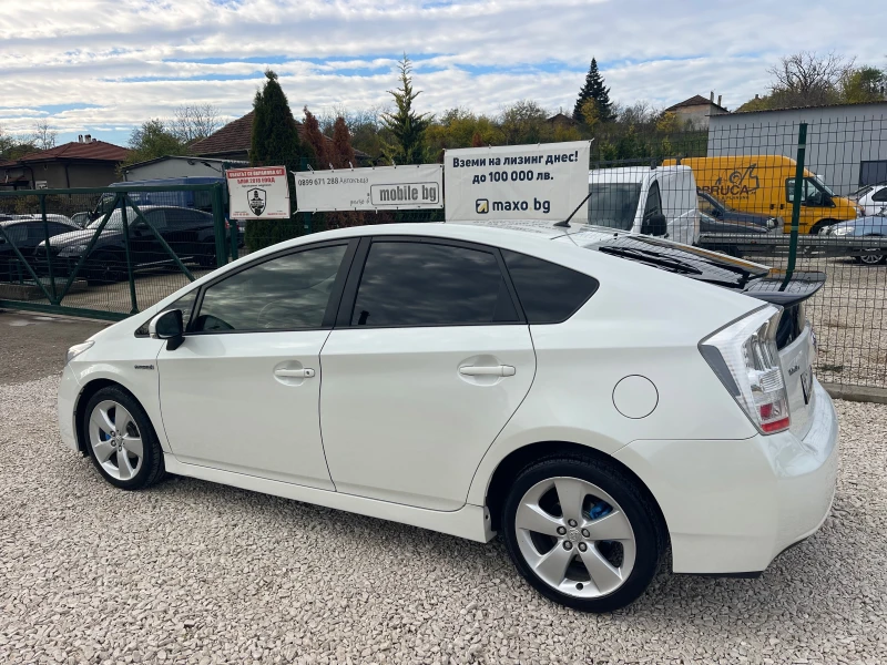Toyota Prius, снимка 4 - Автомобили и джипове - 52385069