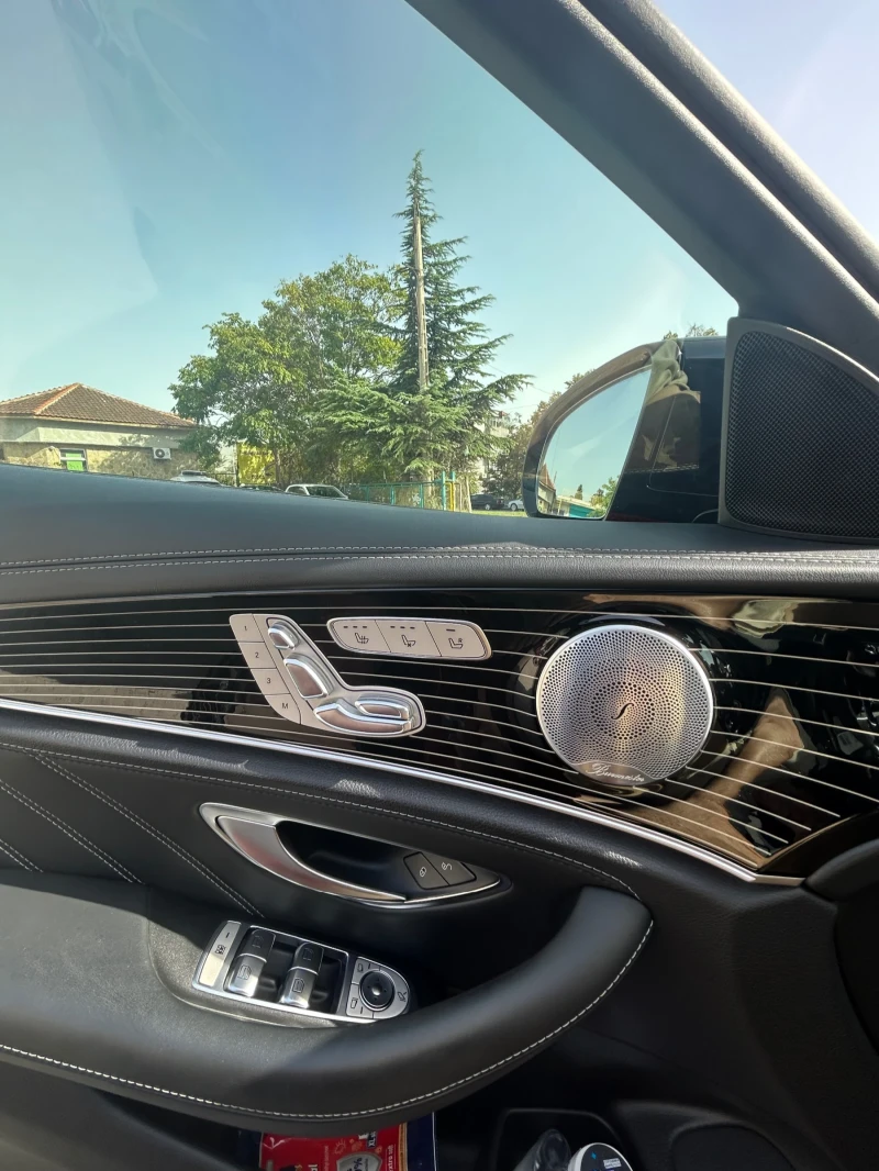 Mercedes-Benz E 63 AMG, снимка 3 - Автомобили и джипове - 52569268