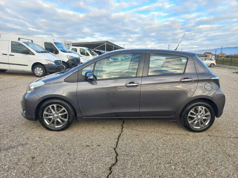 Toyota Yaris 1, 4 d4d, снимка 8 - Автомобили и джипове - 52906500