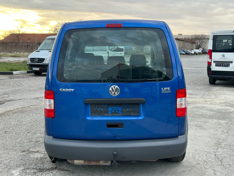 VW Caddy 2.0i МЕТАН 109к.с 7 МЕСТА, снимка 11 - Автомобили и джипове - 52968015