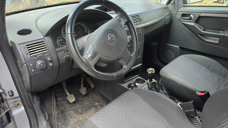 Opel Meriva 1.6i, снимка 9 - Автомобили и джипове - 53007464