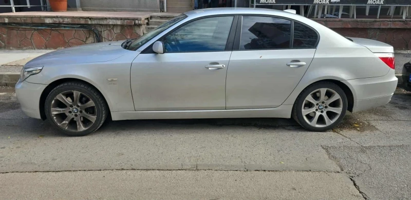 BMW 530, снимка 2 - Автомобили и джипове - 53144660