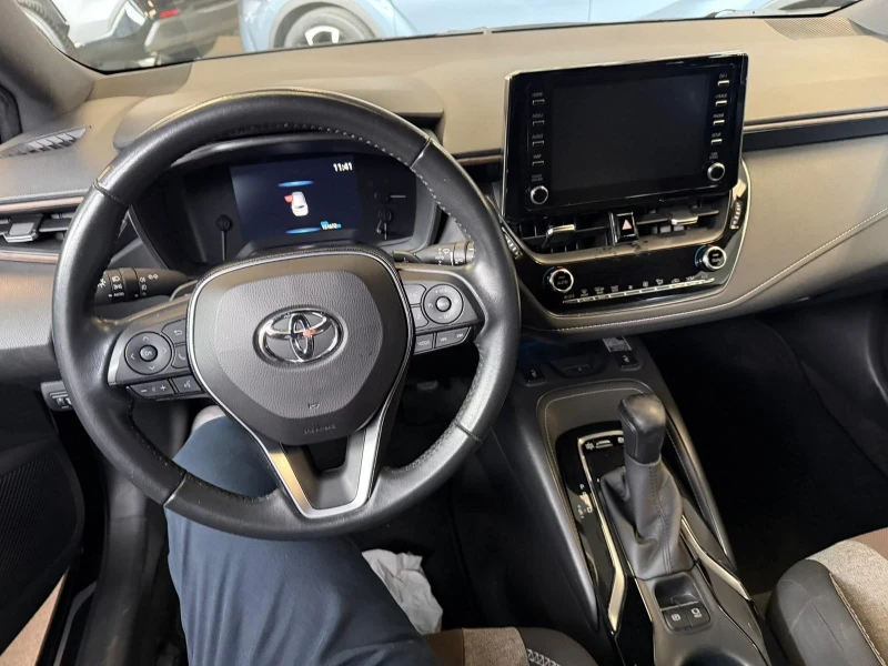 Toyota Corolla 2.0i 184KC HYBRID TREK, снимка 5 - Автомобили и джипове - 53154504