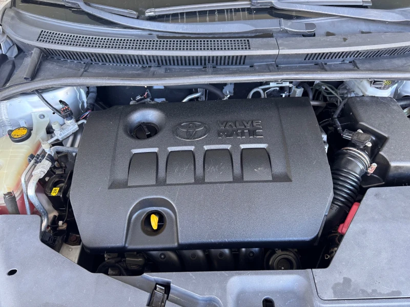 Toyota Avensis 1.8-NAVI+ KAMERA, снимка 15 - Автомобили и джипове - 53600834
