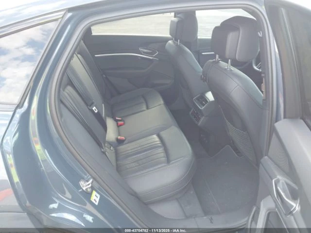 Audi E-Tron SPORTBACK PREMIUM PLUS S LINE QUATTRO - изображение 10