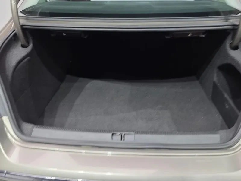 VW CC 2.0 TSI, снимка 16 - Автомобили и джипове - 55720253
