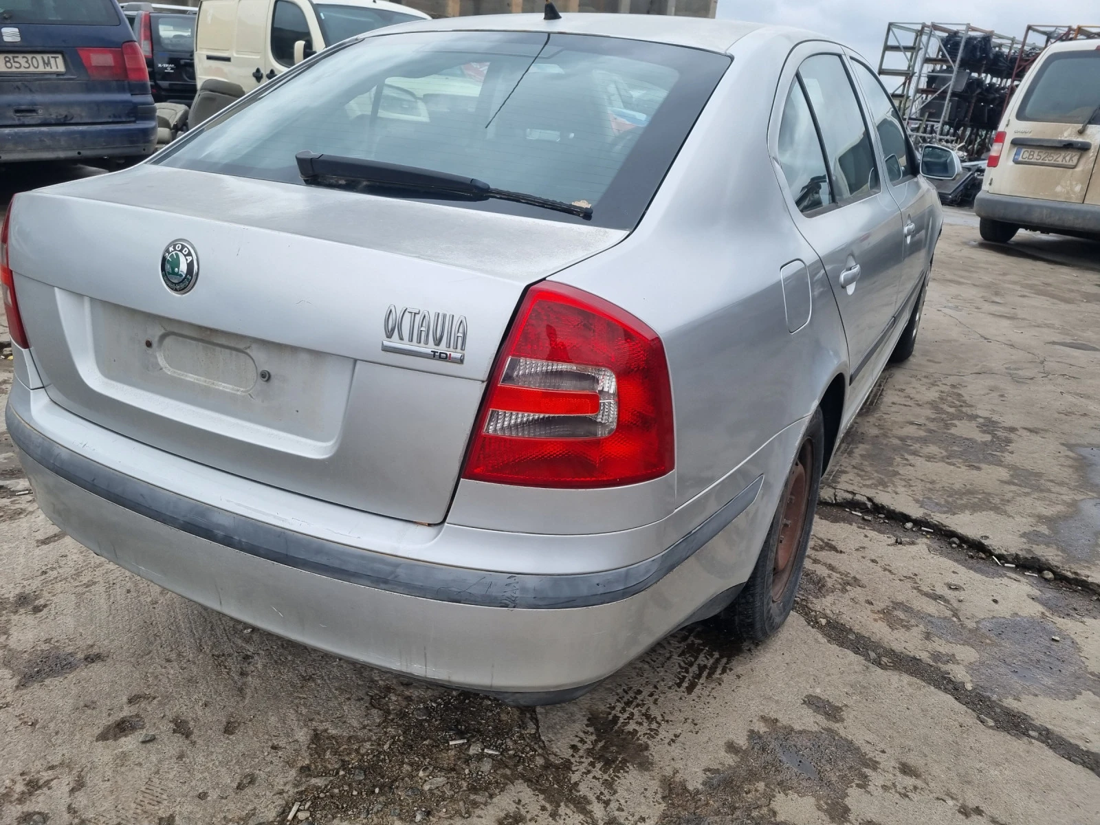 Skoda Octavia 2.0tdi-140ks-2008god-6skorosti-BKD!! - изображение 4