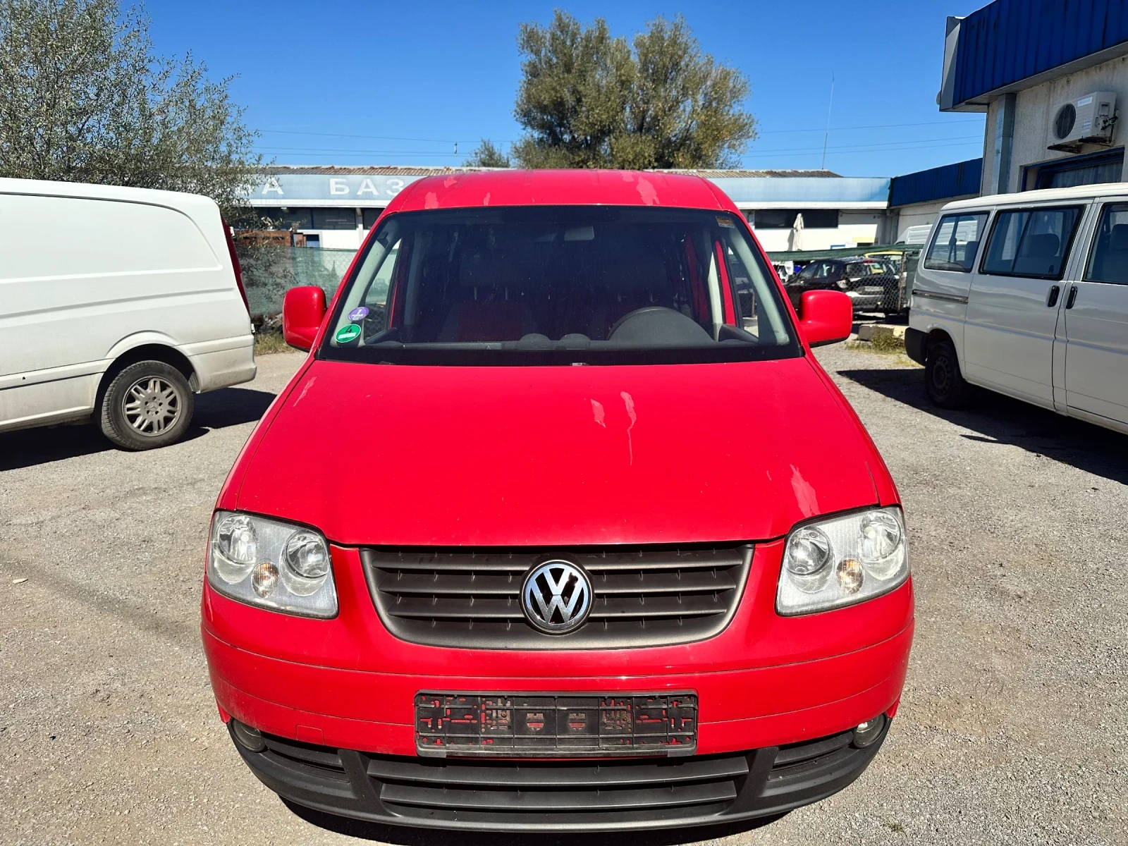 VW Caddy - [1] 