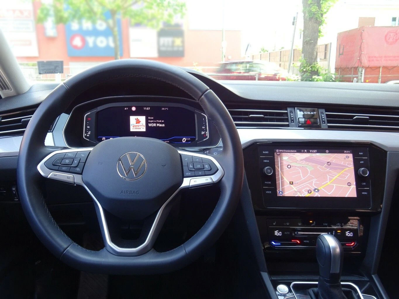 VW Passat VARIANT 2.0TDI/150HP/BUSINESS/DSG/VIRTUAL/CAM/640b - изображение 8