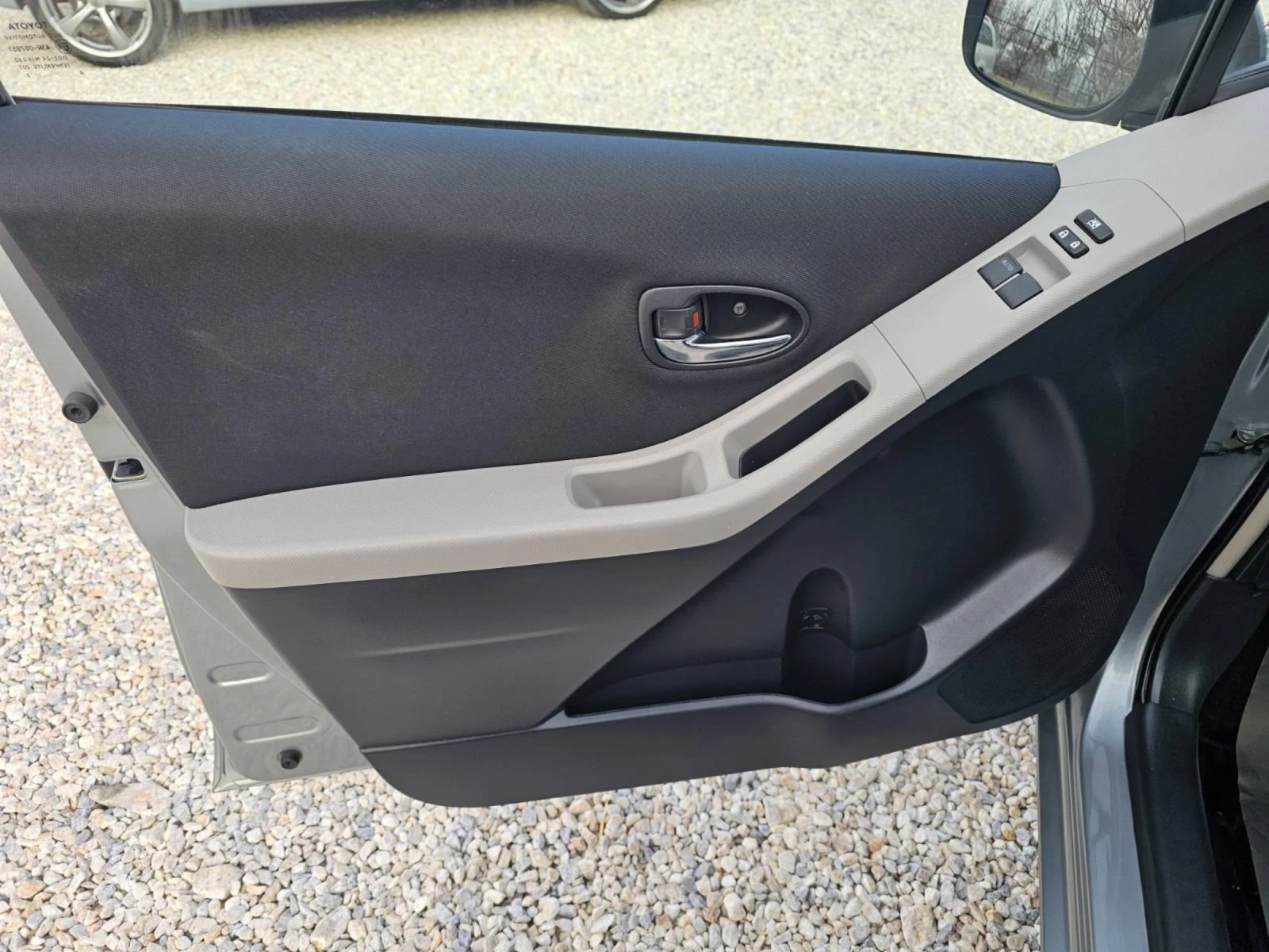 Toyota Yaris 1.33/101./FACELIFT/KLIMATRONIK | Mobile.bg   17