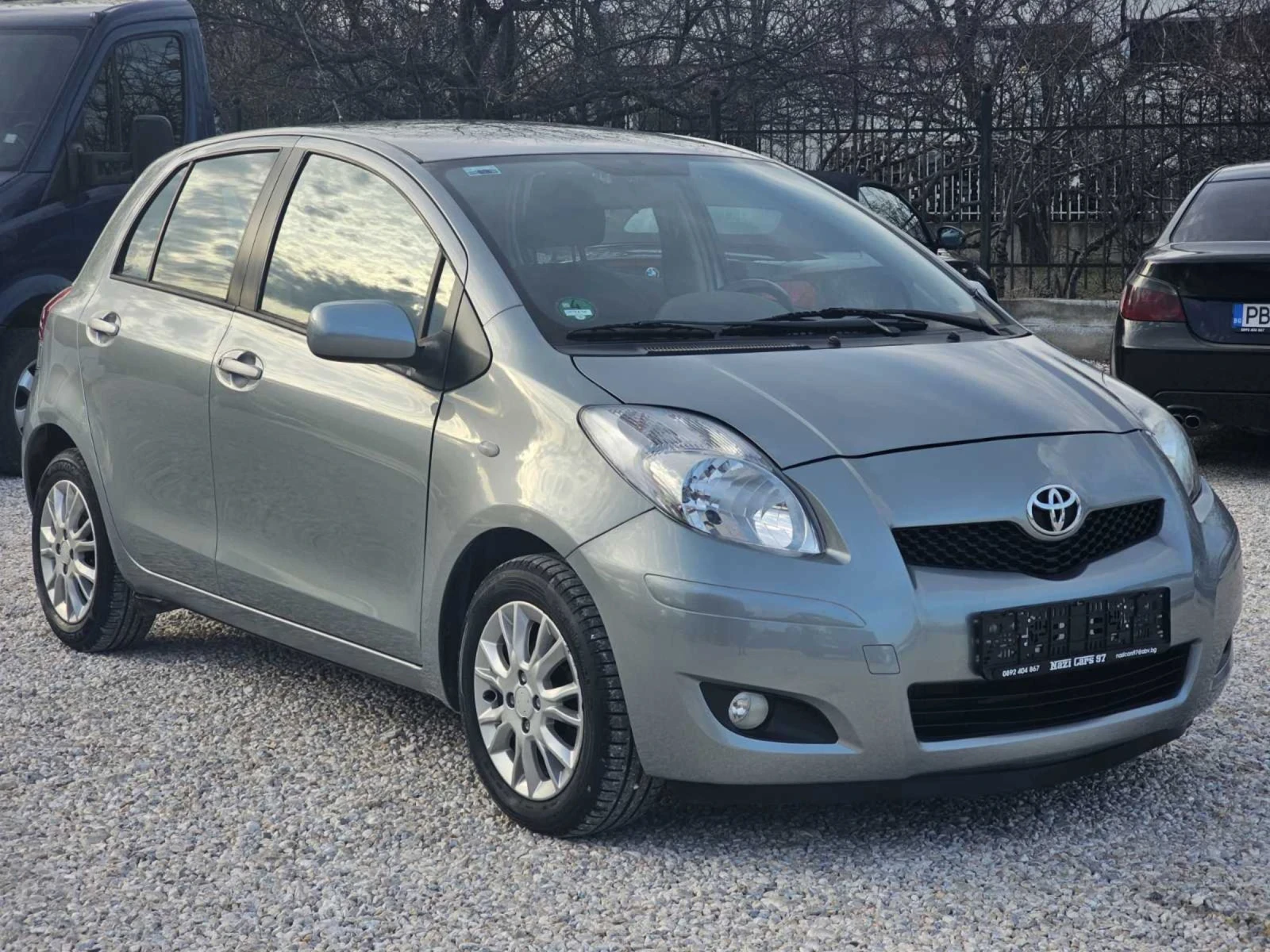 Toyota Yaris 1.33/101к.с/FACELIFT/KLIMATRONIK - изображение 8