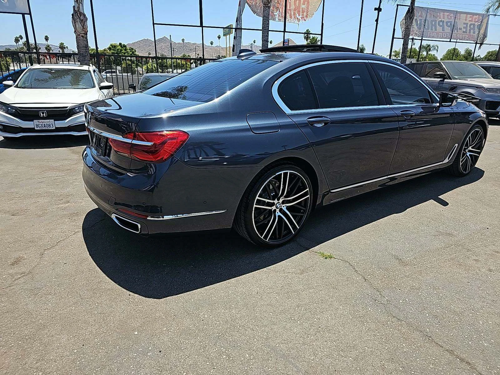 BMW 740 HEADUP* 360* DISTRONIK* AMBIENT* ОБДУХ* HARMAN* KE - изображение 3