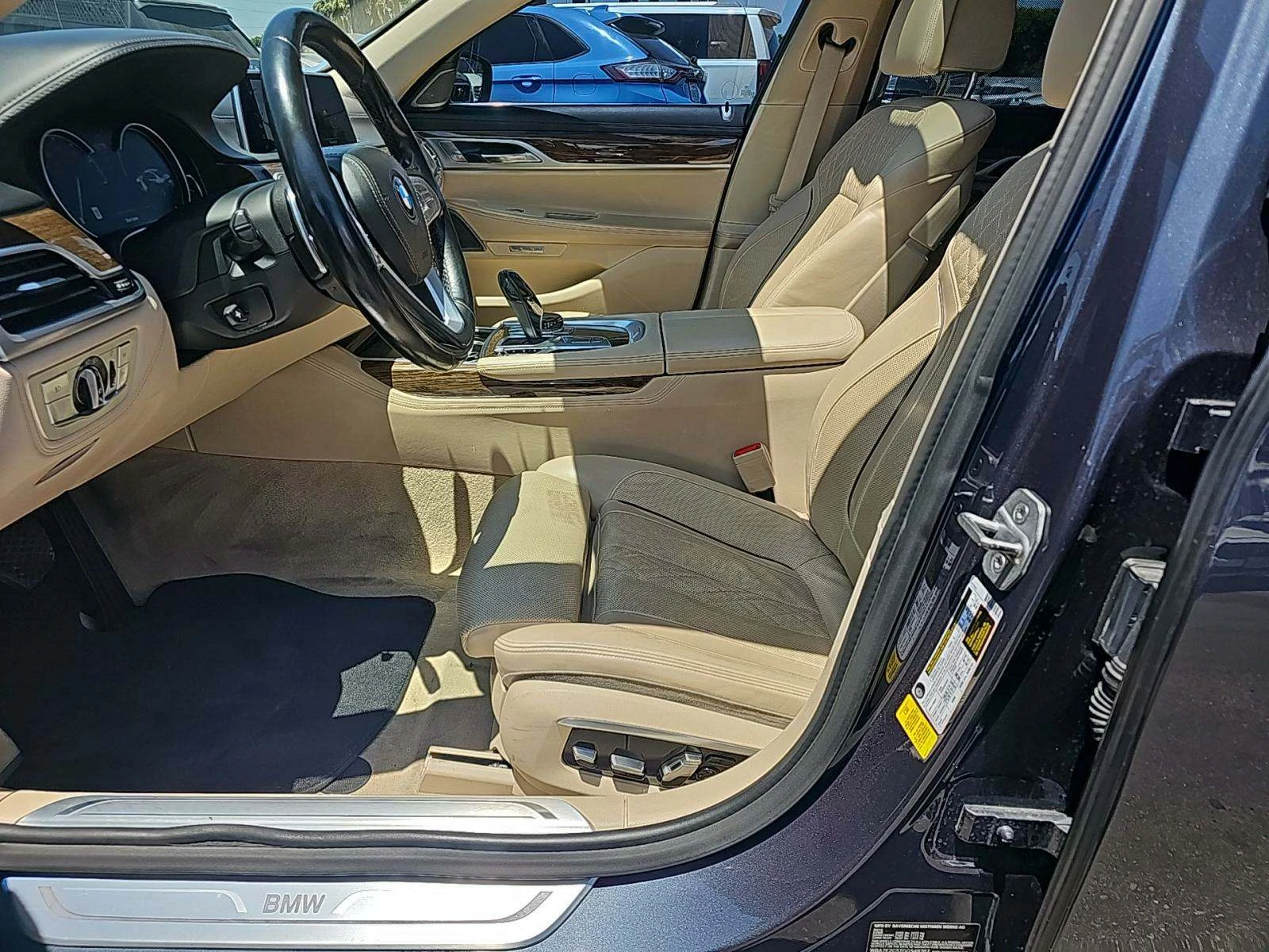 BMW 740 HEADUP* 360* DISTRONIK* AMBIENT* ОБДУХ* HARMAN* KE - изображение 7
