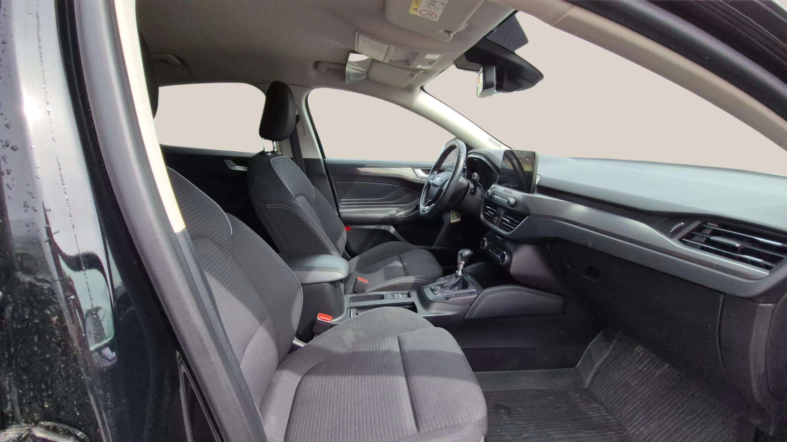 Ford Focus 1.0 EcoBoost - изображение 9