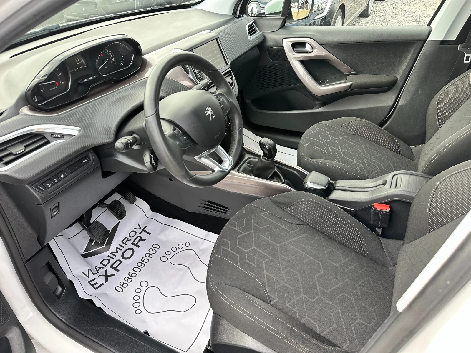 Peugeot 2008 1.6HDI ACTIVE - изображение 6