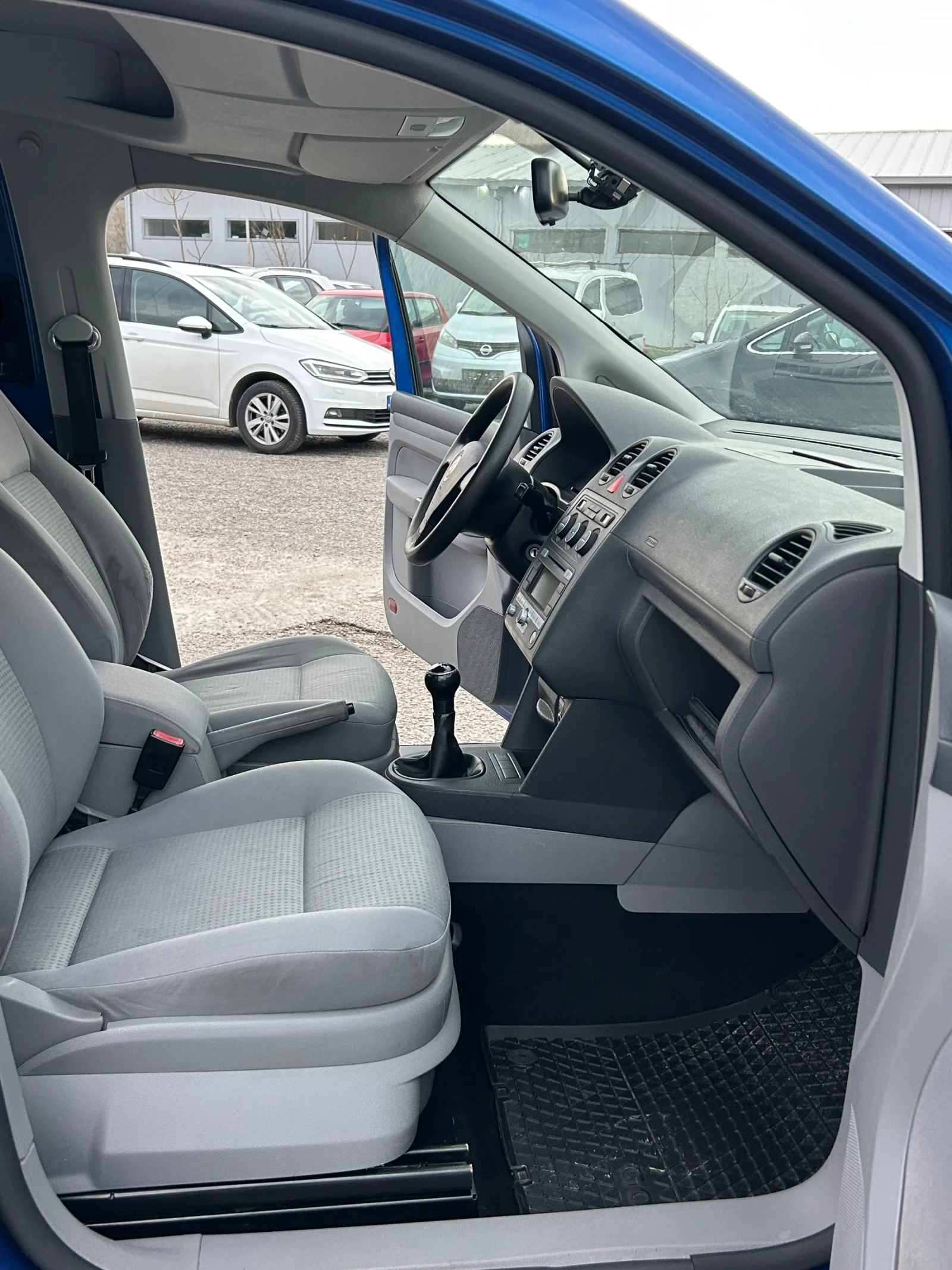 VW Caddy 2.0i ����� 109�.� 7 ����� | Mobile.bg � ����������� 14