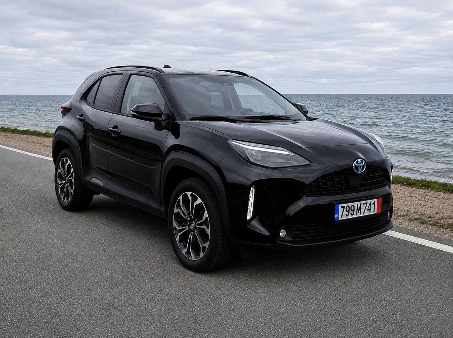 Toyota Yaris Cross 1.5 HIBRID, снимка 2 - Автомобили и джипове - 53300166
