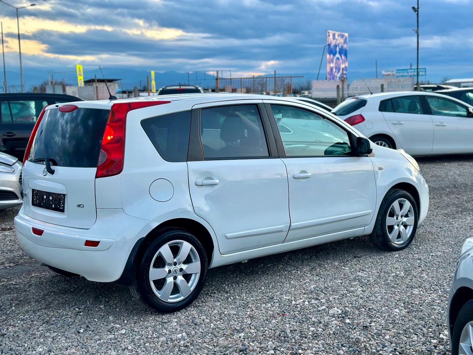 Nissan Note 1.5Dci * ITALY - изображение 4