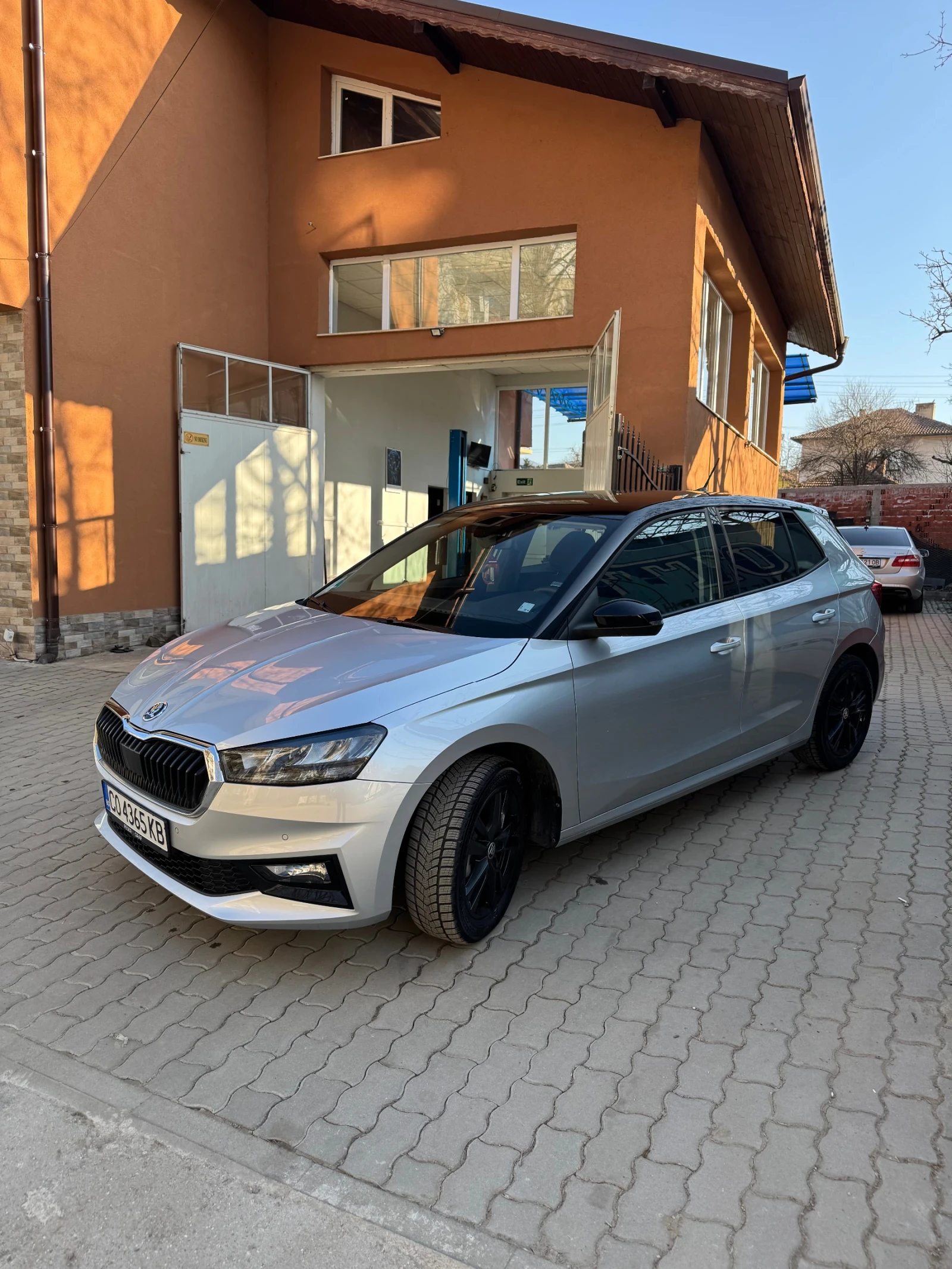 Skoda Fabia 1.0 tsi, снимка 5 - Автомобили и джипове - 53800721