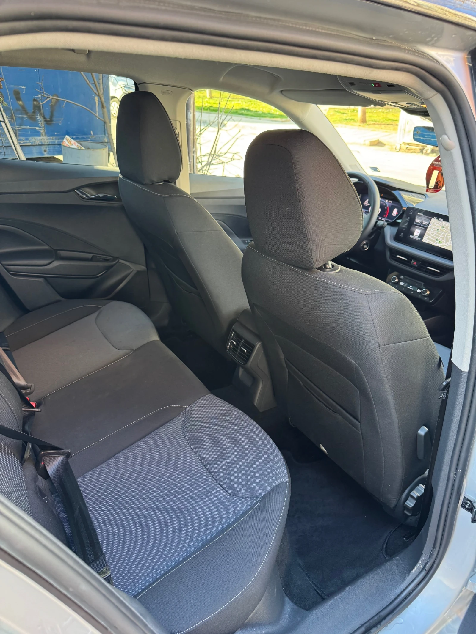 Skoda Fabia 1.0 tsi, снимка 13 - Автомобили и джипове - 53800721