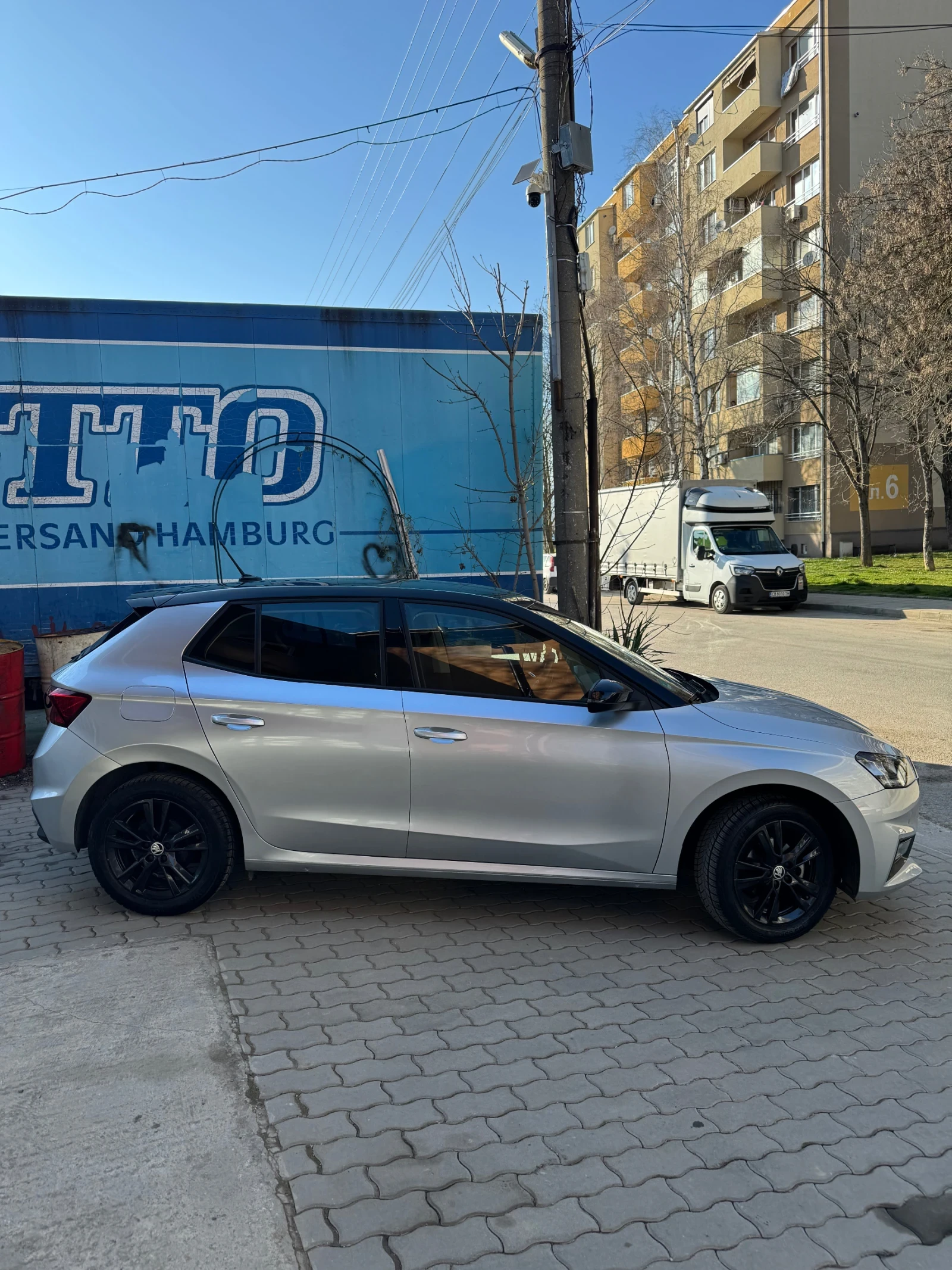 Skoda Fabia 1.0 tsi, снимка 2 - Автомобили и джипове - 53800721