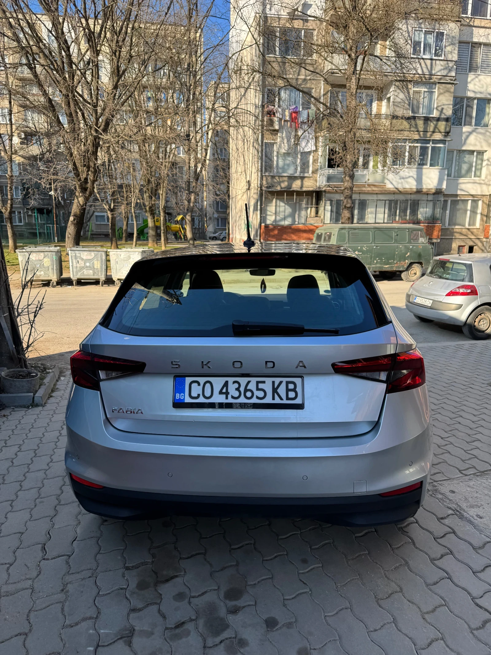 Skoda Fabia 1.0 tsi, снимка 3 - Автомобили и джипове - 53800721