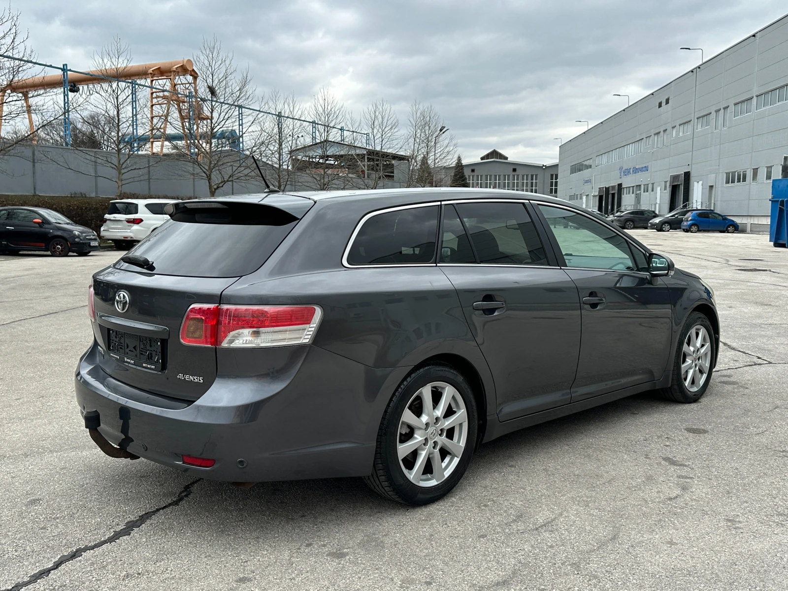 Toyota Avensis 2.2D4D Кожа/Панорама, снимка 4 - Автомобили и джипове - 53915417