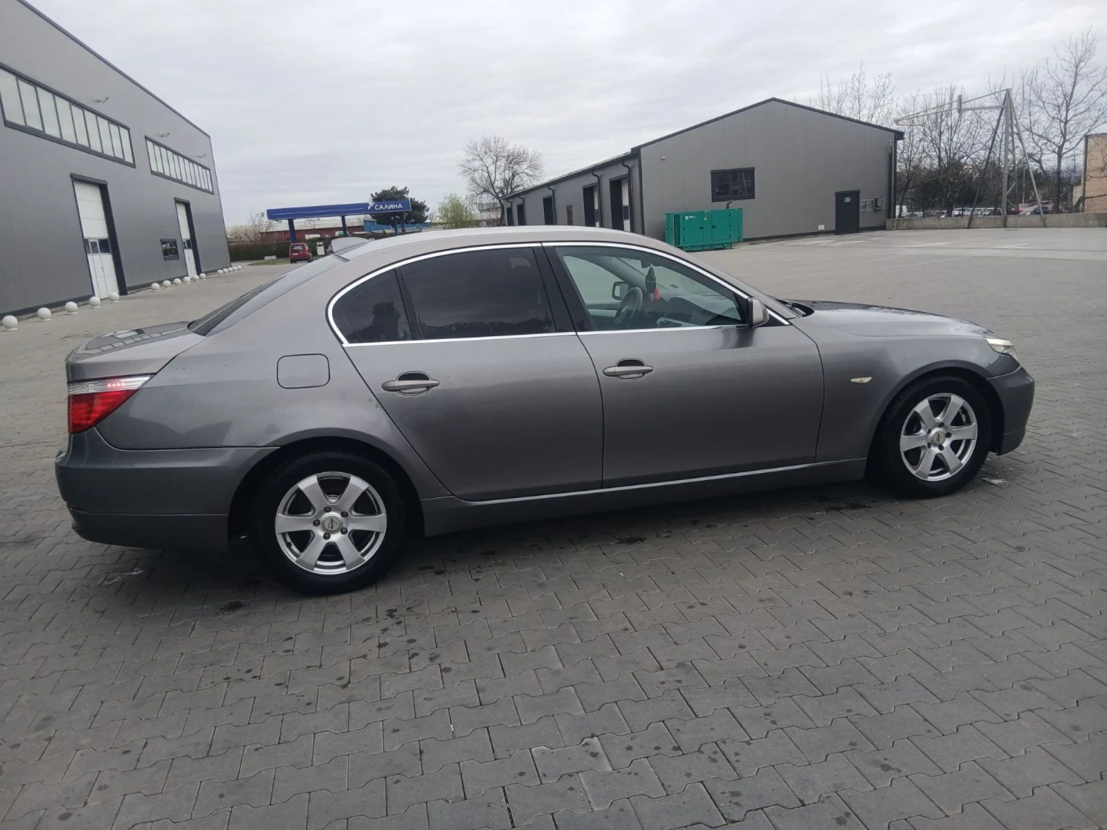 BMW 530E, снимка 5 - Автомобили и джипове - 54077665